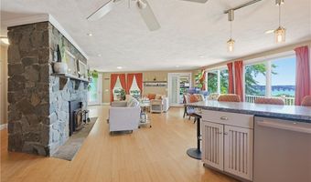 213 Seaside Dr, Jamestown, RI 02835