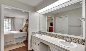 543 Branbury Ct, Brandon, MS 39047
