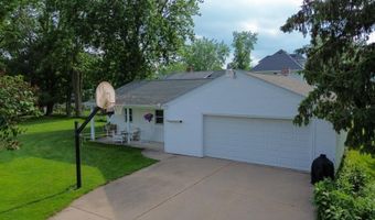 1230 N SUPERIOR St, Antigo, WI 54409
