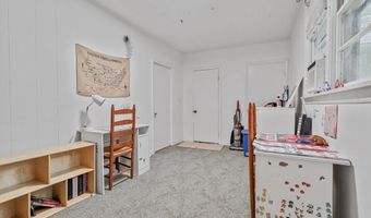 17 Pine St, Bellingham, MA 02019