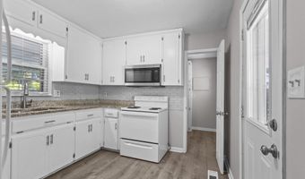 4 CARRIAGE Rd, Anniston, AL 36206