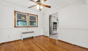46 Meldon Ave, Albertson, NY 11507