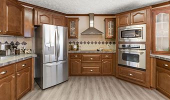 957 Blessing Rd, Albertville, AL 35951