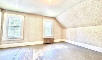 42 S Main St, Brookline, NH 03033