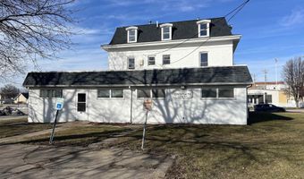 22 Washington Ave W, Albia, IA 52531