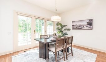 5812 HICKORY HOLLOW Ln, Doylestown, PA 18902