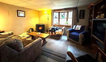 7 Howard Siding Ln, Abbot, ME 04406