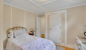 59 Shore Dr, Coventry, CT 06238