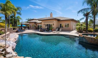 2882 Conestoga Cir, Alpine, CA 91901