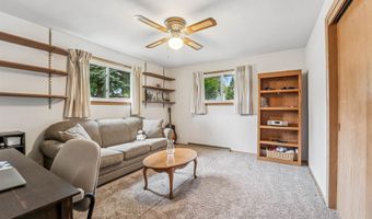 1413 E PERSHING St, Appleton, WI 54911