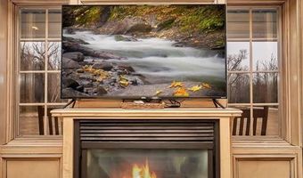 15763 S County Road 206 Rd, Altus, OK 73521