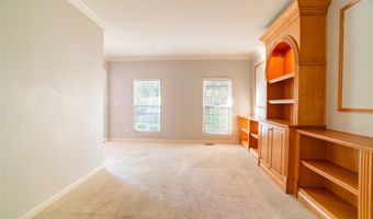 570 Castle Ridge Dr, Ballwin, MO 63021