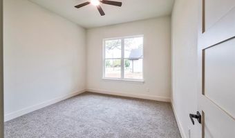 208 Woody, Alvord, TX 76225