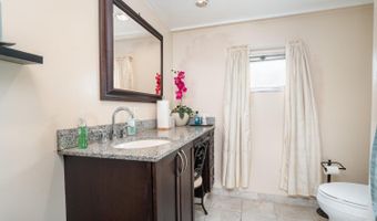 6781 Meadow Ridge Ln, Amberley, OH 45237