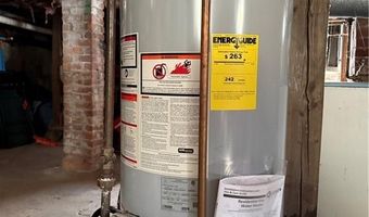 53 Catherine St, Bristol, RI 02809