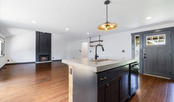 19235 SW OAK St, Aloha, OR 97078