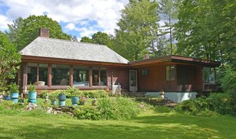 26 Woodland Dr, Barre, VT 05641