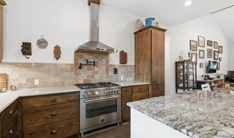 114 Bear Cat Ct, Alvord, TX 76225