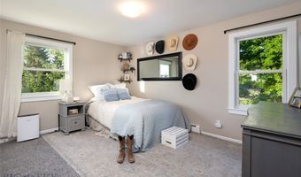 8373 Goldenstein Ln, Bozeman, MT 59715