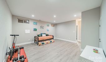 2823 Whiting Ave, Charlotte, NC 28205