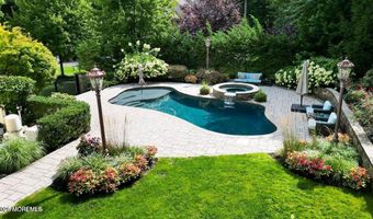 4 Del Ray Ct, Middletown, NJ 07748