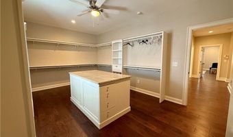 712 4TH Ave, West Point, GA 31833