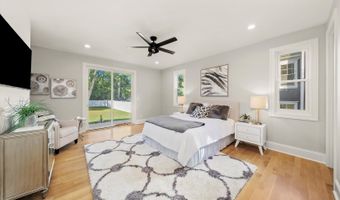 1418 W Maude Ave, Arlington Heights, IL 60004