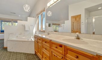 72 Armijo Dr, Angel Fire, NM 87710