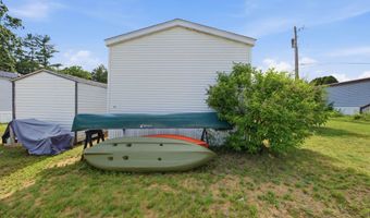 37 Circle Dr, Belmont, NH 03220