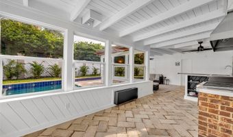 137 N SPRING LAKE Dr, Altamonte Springs, FL 32714