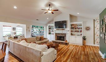 261 Adams Duncan, Hull, GA 30646