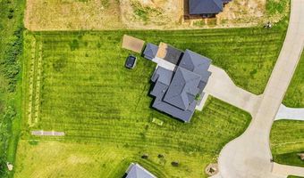 2985 127th Dr, Amana, IA 52203