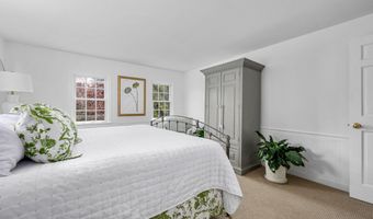 79 Sturgis Ln, Barnstable, MA 02630