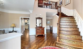 21264 FAIRHUNT Dr, Ashburn, VA 20148