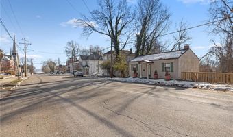 908 State St, Alton, IL 62002