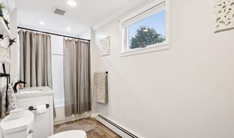 15 5th Ave, Avenel, NJ 07001