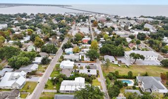 321 State St, Bay St. Louis, MS 39520