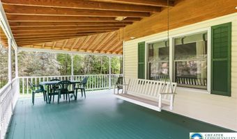 141 Embill Dr, Tobyhanna, PA 18610