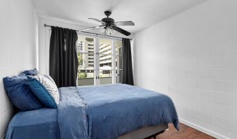 445 Kaiolu St 407, Honolulu, HI 96815