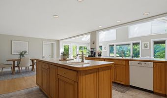 77 A Christian Hill Rd, Amherst, NH 03031