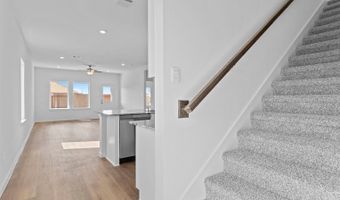 336 Amy St, Angleton, TX 77515