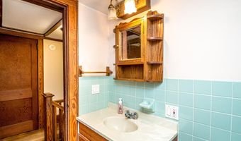152 Parker Rd, Carroll, NH 03598