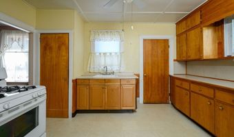 2 Harbell Ter, Boston, MA 02122