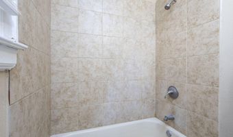 2952 Waverly St 2W, Detroit, MI 48238