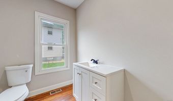 49 Gilbert Ave, Bloomfield, CT 06002