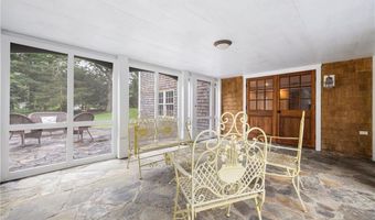 150 Delta Dr, North Kingstown, RI 02874