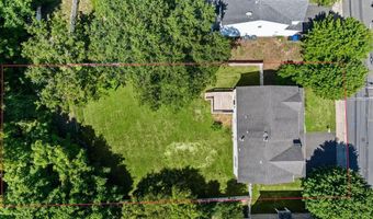 248 Church St, Belford, NJ 07718