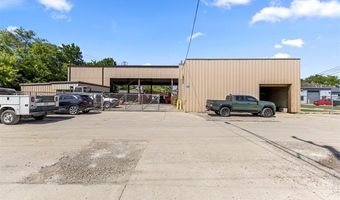 16136 White Ave, Allen Park, MI 48101