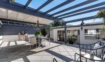 221 Highland Dr, Aptos, CA 95003