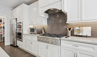 4 WHITE FIELD Ct, Ambler, PA 19002